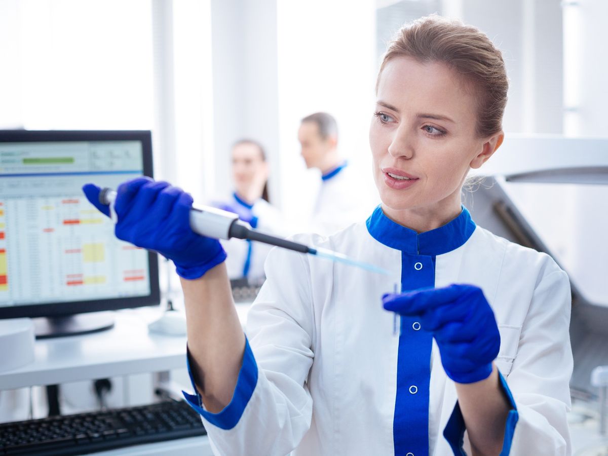 Nowoczesne metody badań klinicznych w immunologii – rewolucja w leczeniu chorób zapalnych